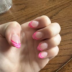 Euphoria Nails - The stripes weren't really even. The nail shapes are uneven also