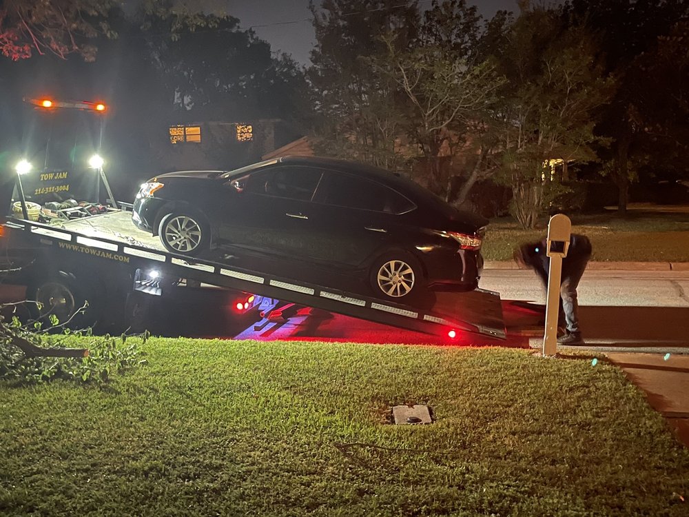 TOW JAM 16 Photos & 61 Reviews Towing 13550 Floyd Cir, Dallas, TX
