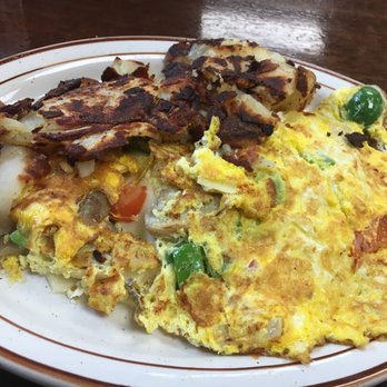 The Mason Grill - Veggie omelet with cheese and we'll done potatoes. - American Near Me - Mason, Ohio The Mason Grill - Veggie omelet with cheese and we'll done potatoes. - American Near Me - Mason, Ohio