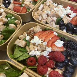 Nourish - Berry Nutty Salad