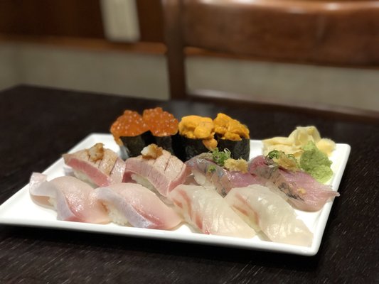 Mitch S Fish Market Sushi Bar 2704 Photos 801 Reviews Sushi Bars 524 Ohohia St Honolulu Hi Restaurant Reviews Phone Number Menu