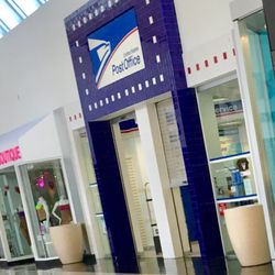 USPS - USPS in International Mall