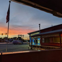 Rudy's "Country Store" and Bar-B-Q - Sunset from the porch at Rudy's - Leon Springs