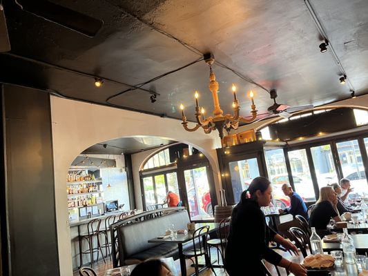 Voila! Bistrot by null