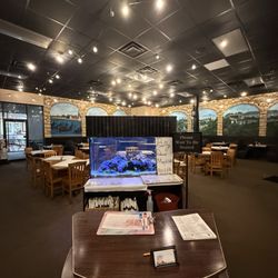 Takis Greek and Italian Restaurant