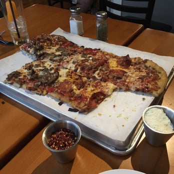 16C - Pizza Near Me - Quincy, Massachusetts