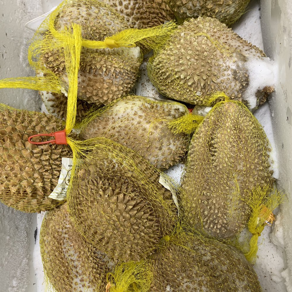 Double Dragon Food Market - Lots of Monthong durian!!! $3.29/lb! They had Musang King variety too, but it was a lot more expensive - Grocery Near Me - Des Moines, Iowa