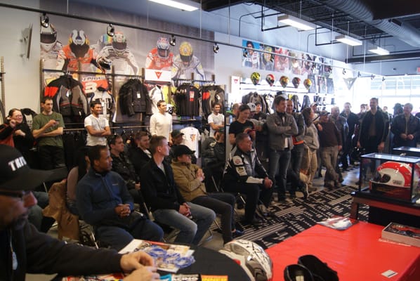 Dainese Chicago Outlet by null