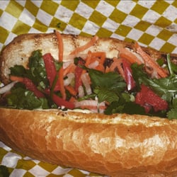 Saigon Slim's - Spicy pork banh mi