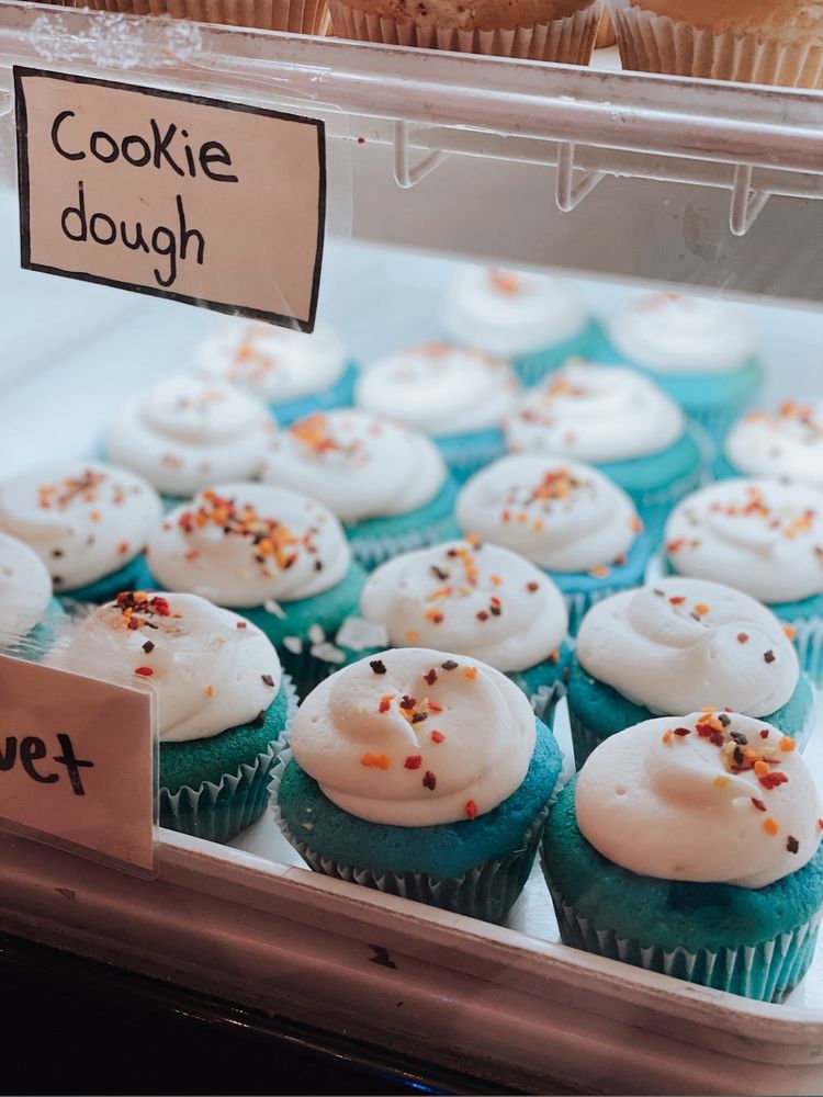 LITTLE CUPCAKE Updated October 2024 338 Photos & 298