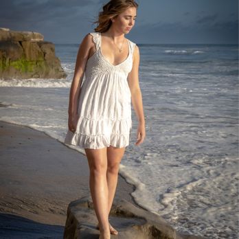 Layla Raquel - Layla Raquel Photography of Rowen Morgan Senior Grad 2023 in Carlsbad, CA - Life Coach Near Me