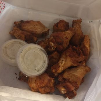 Gus's Bar & BBQ - Bars Near Me - Inwood, West Virginia