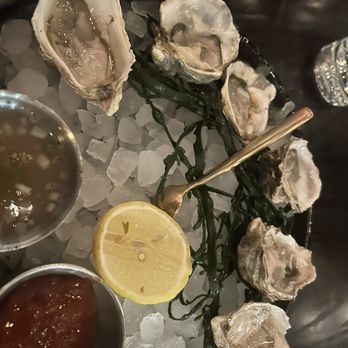 Gordon Ramsay Hell's Kitchen - 1/2 dozen Miyagi west coast oysters ($27.95) Super fresh & briny - New American Near Me - Las Vegas, Nevada Gordon Ramsay Hell's Kitchen - 1/2 dozen Miyagi west coast oysters ($27.95) Super fresh & briny - New American Near Me - Las Vegas, Nevada