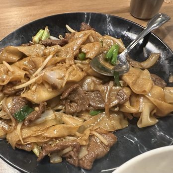 Hong Kong Station - 6. Beef Chao Fan sooo gooood - Chinese Near Me - Centennial, Colorado Hong Kong Station - 6. Beef Chao Fan sooo gooood - Chinese Near Me - Centennial, Colorado