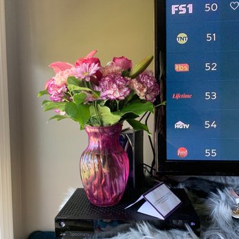 Flowers By Lorena - This is what was delivered very upsetting - Florists Near Me - Chino, California Flowers By Lorena - This is what was delivered very upsetting - Florists Near Me - Chino, California