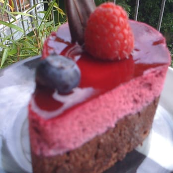 Törtchen Törtchen - Patisserie/Cake Shop Near Me - Dusseldorf, NW