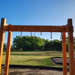Freeport Municipal Park - Missing equipment