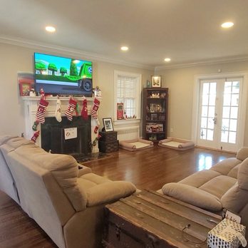 24 Carat Cleaning Services - Floors are shining - Office Cleaning Near Me