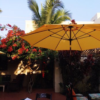 Ball & Chain - Lots of greenery and shade on hot days. - Music Venues Near Me - Miami, Florida Ball & Chain - Lots of greenery and shade on hot days. - Music Venues Near Me - Miami, Florida