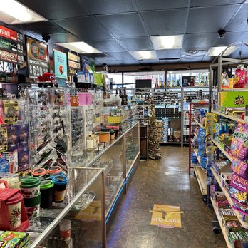 Cig City Smoke Shop - 12/2022 - Tobacco Shops Near Me - Northridge, California Cig City Smoke Shop - 12/2022 - Tobacco Shops Near Me - Northridge, California