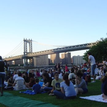 Empire-Fulton Ferry State Park - Parks Near Me - Brooklyn, New York