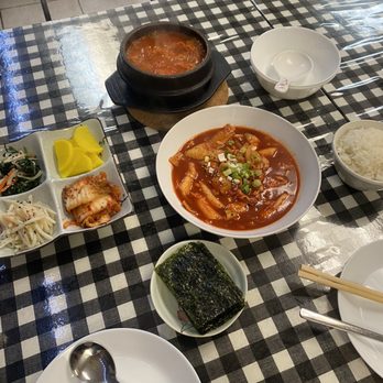 Minji's Cafe - spicy rice cake, kimchi stew - Korean Near Me - Lauderhill, Florida