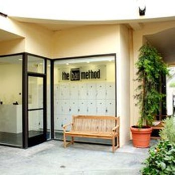 The Bar Method - Brentwood - Entrance - Barre Classes Near Me - Los Angeles, California The Bar Method - Brentwood - Entrance - Barre Classes Near Me - Los Angeles, California