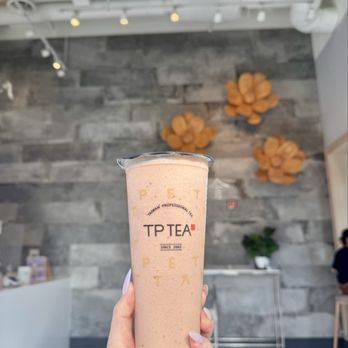 TP Tea - Strawberry milk tea - Bubble Tea Near Me - Seattle, Washington