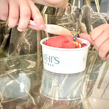 Malachi’s Ice Cream Bar - Watermelon ice cream - Ice Cream & Frozen Yogurt Near Me - Jacksonville, Florida