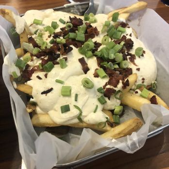 Mr Brews Taphouse - Pub Grub Fries - Burgers Near Me - Murfreesboro, Tennessee