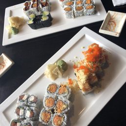 Philadelphia roll, spicy crab roll, sexy gril roll Philadelphia roll, spicy crab roll, sexy gril roll