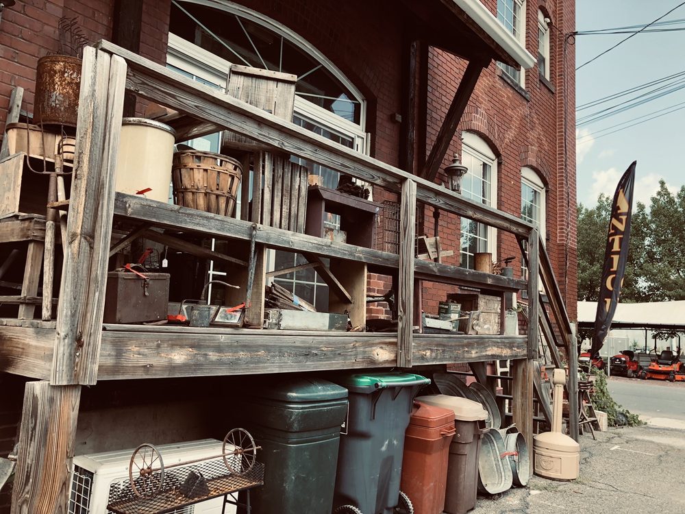 TINK’S ANTIQUES Updated August 2024 17 Photos 28 S Railroad St, Tamaqua, Pennsylvania