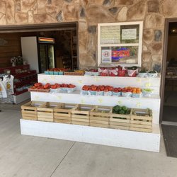 Seltzer's Nursery and Farmstand - Produce stand