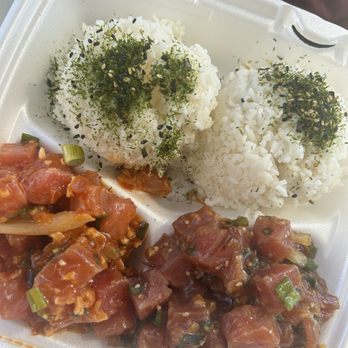Poke Etc - chili garlic (left) and ginger (right) - Hawaiian Near Me - Carson, California