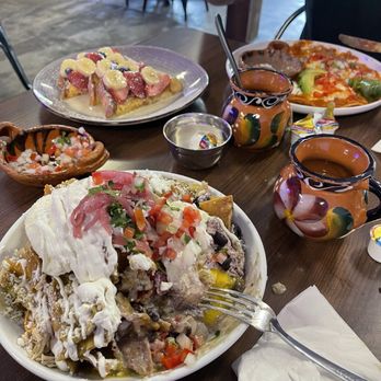 Con Huevos - Chilaquiles with chicken, eggs over medium. - Huevos Rancheros and French Toast 3 Leches - Breakfast & Brunch Near Me - Hawthorne, California Con Huevos - Chilaquiles with chicken, eggs over medium. - Huevos Rancheros and French Toast 3 Leches - Breakfast & Brunch Near Me - Hawthorne, California