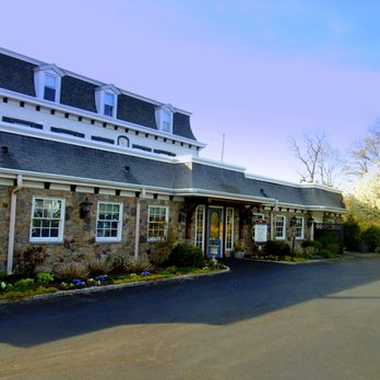 Spring House Tavern - The old Springhouse Tavern on the Bethlehem Pike - Bars Near Me - Ambler, Pennsylvania Spring House Tavern - The old Springhouse Tavern on the Bethlehem Pike - Bars Near Me - Ambler, Pennsylvania