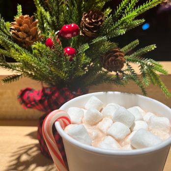 Winter Wonderland Honolulu - Candy Cane Hot Cocoa - Cocktail Bars Near Me - Honolulu, Hawaii Winter Wonderland Honolulu - Candy Cane Hot Cocoa - Cocktail Bars Near Me - Honolulu, Hawaii