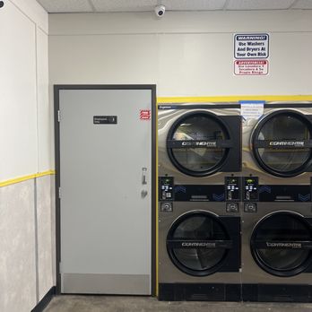 Aztec Laundry - Very secure and helpful staff thank you ms.Vanessa - Laundromat Near Me - Los Angeles, California Aztec Laundry - Very secure and helpful staff thank you ms.Vanessa - Laundromat Near Me - Los Angeles, California