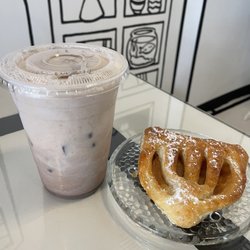Pastry filled with Dulce De Leche & Iced Chai latte 04/23