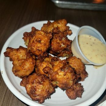 Manjay Restaurant - Conch fritters - Caribbean Near Me - Miami, Florida