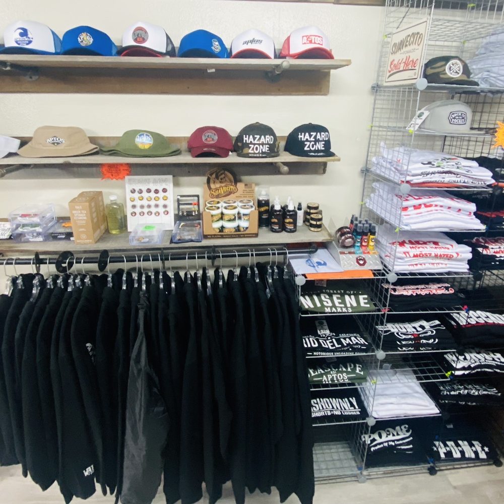 Aptos 831 - Hats, accessories are also available - Women's Clothing Near Me - Aptos, California Aptos 831 - Hats, accessories are also available - Women's Clothing Near Me - Aptos, California