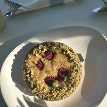 Pura Vida Miami - RASPBERRY PISTACHIO TART - Breakfast & Brunch Near Me - North Miami Beach, Florida Pura Vida Miami - RASPBERRY PISTACHIO TART - Breakfast & Brunch Near Me - North Miami Beach, Florida