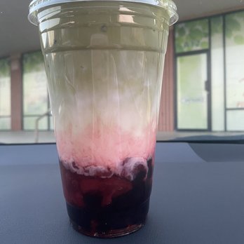 Mr Tea - Strawberry matcha latte: excellent! - Bubble Tea Near Me - Las Vegas, Nevada
