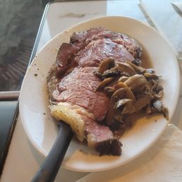 Huge piece of prime rib! Huge piece of prime rib!