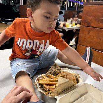 Snack-A-Saurus - Food Trucks Near Me - Honolulu, Hawaii