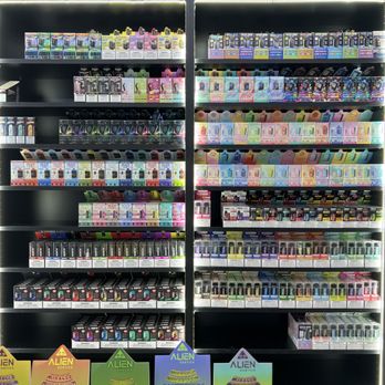 vape shop clarkston CLUTCH SMOKE SHOP - Updated May 2026 - 17 Photos - 6325 Sashabaw Rd,  Clarkston, Michigan - Convenience Stores - Phone Number