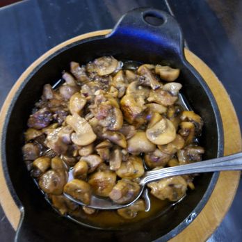 Vino Wine & Tapas Room - Mushroom - Wine Bars Near Me - Tarzana, California