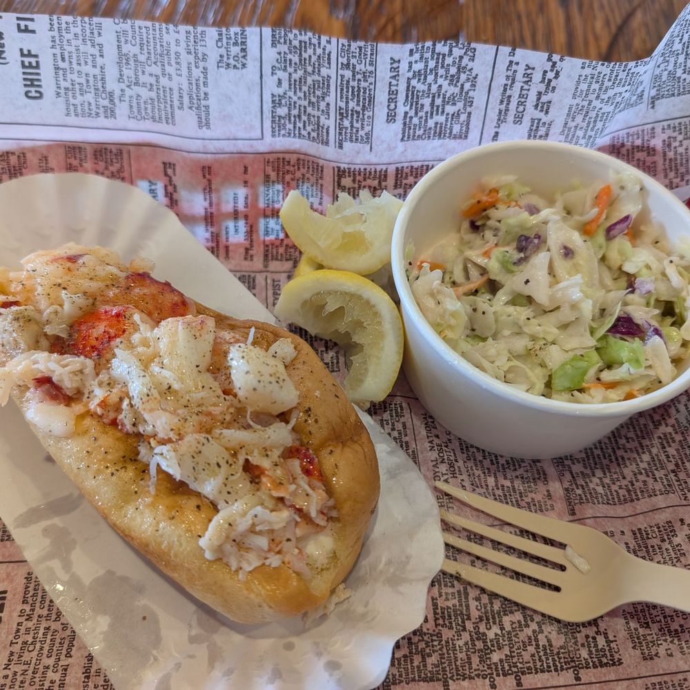 Lobster West - Gluten free lobster roll - small - Seafood Near Me - Encinitas, California Lobster West - Gluten free lobster roll - small - Seafood Near Me - Encinitas, California