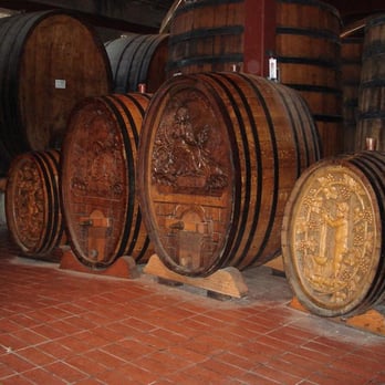 Beringer Vineyards - Wineries Near Me - St. Helena, California