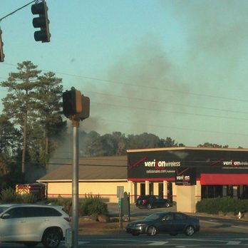 Verizon - Guess someone didn't like their bill. - Mobile Phones Near Me - Kennesaw, Georgia